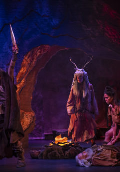 NEOLITHICA (LE GRAND SECRET) de Dominique Ziegler. Théâtre Pitoëff 2025 © Carole Parodi